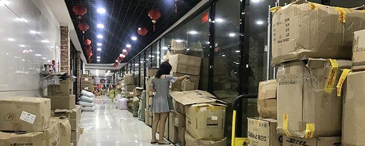 Mayorista de excedentes